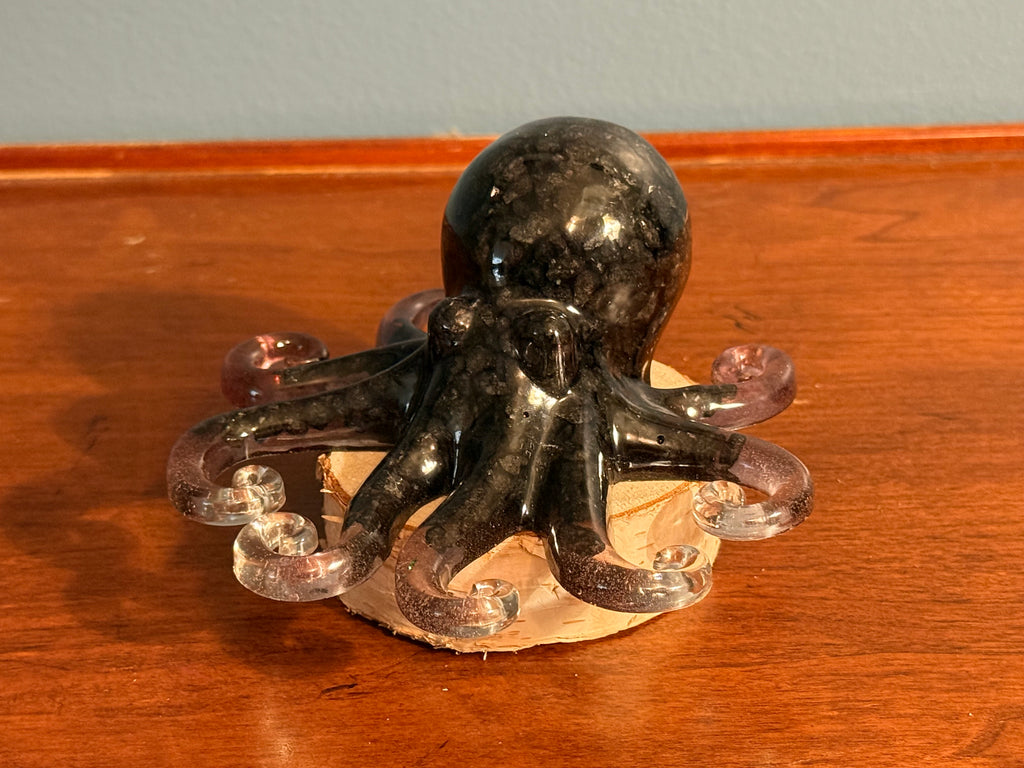 Black Pebble Resin Octopus