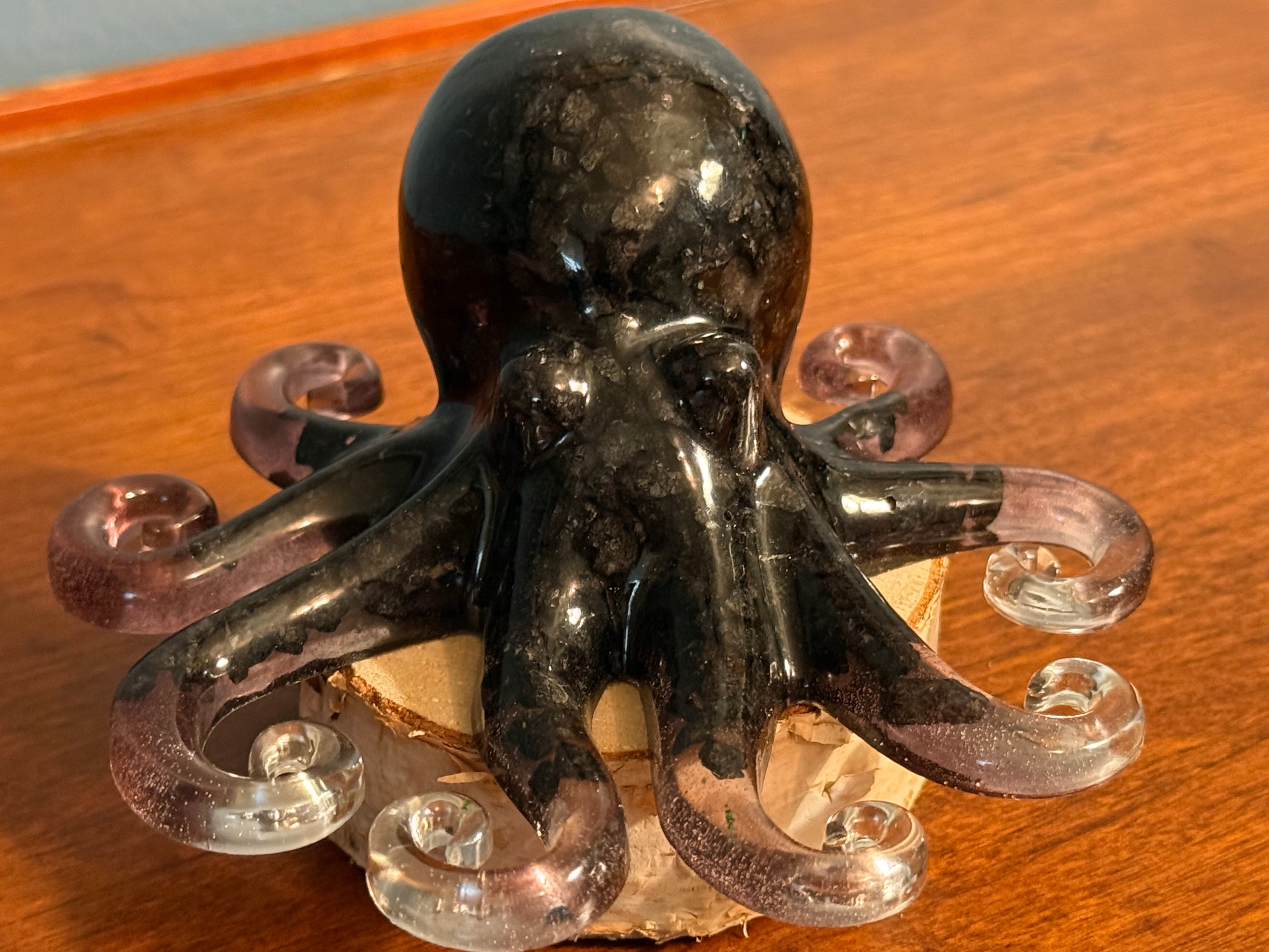 Black Pebble Resin Octopus