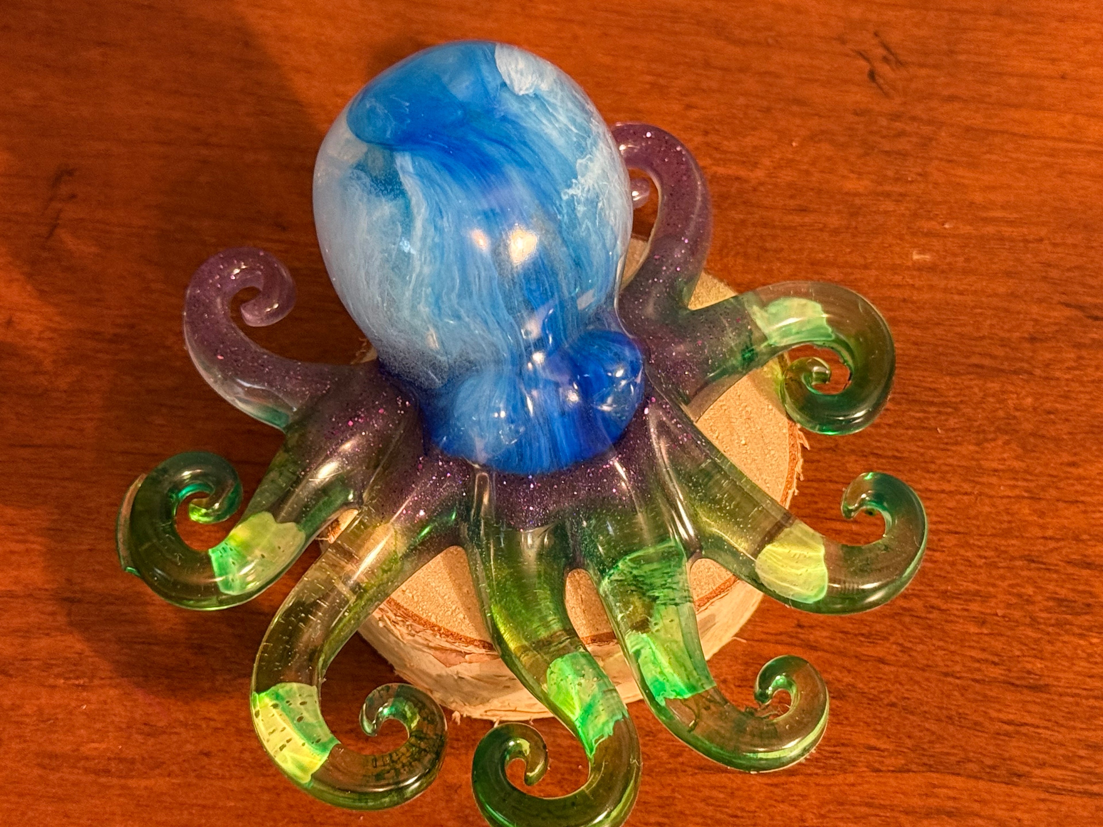 Spring Layered Cloud Resin Octopus
