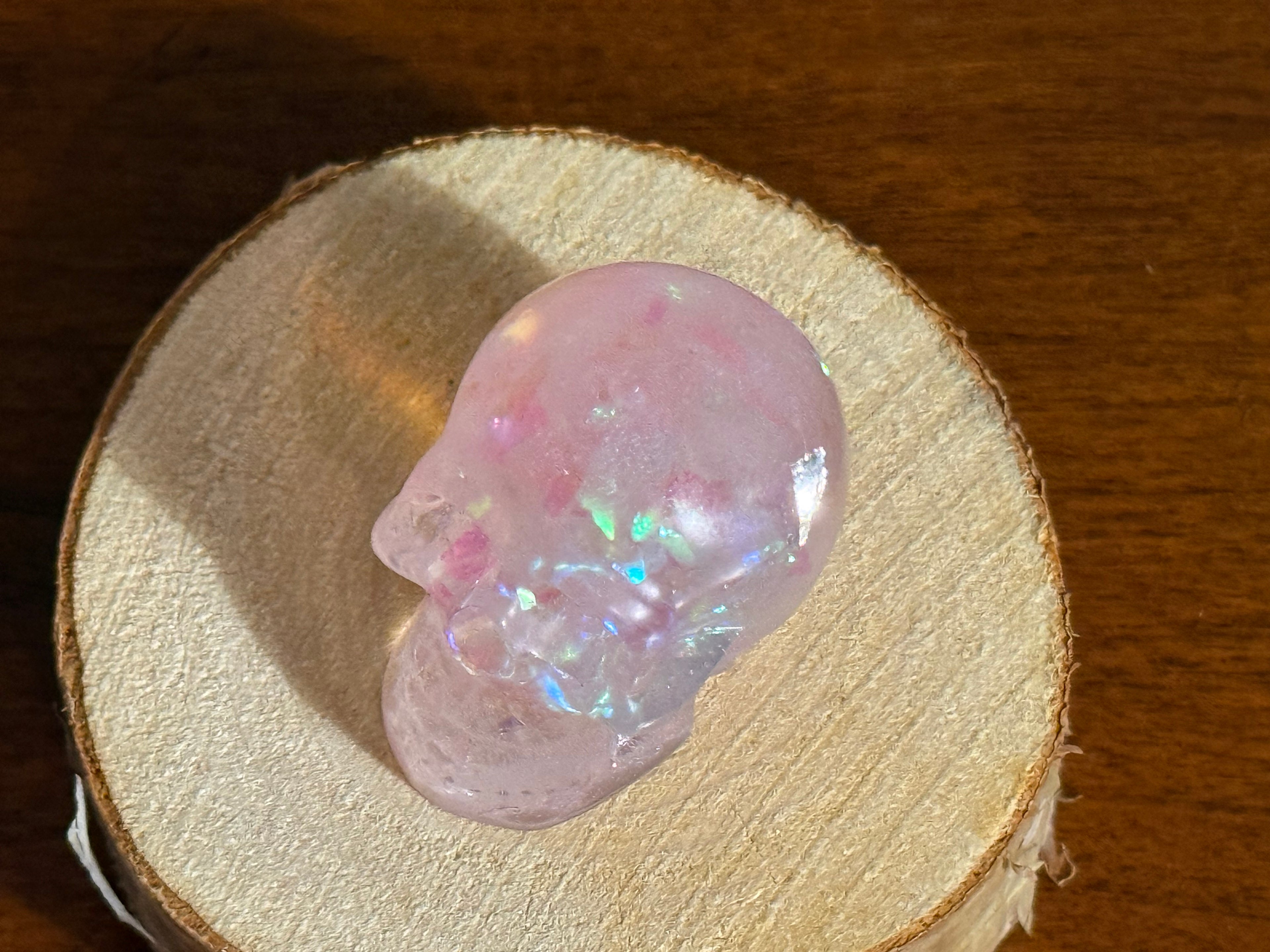 Fancy Iridescent Resin Mini Skull