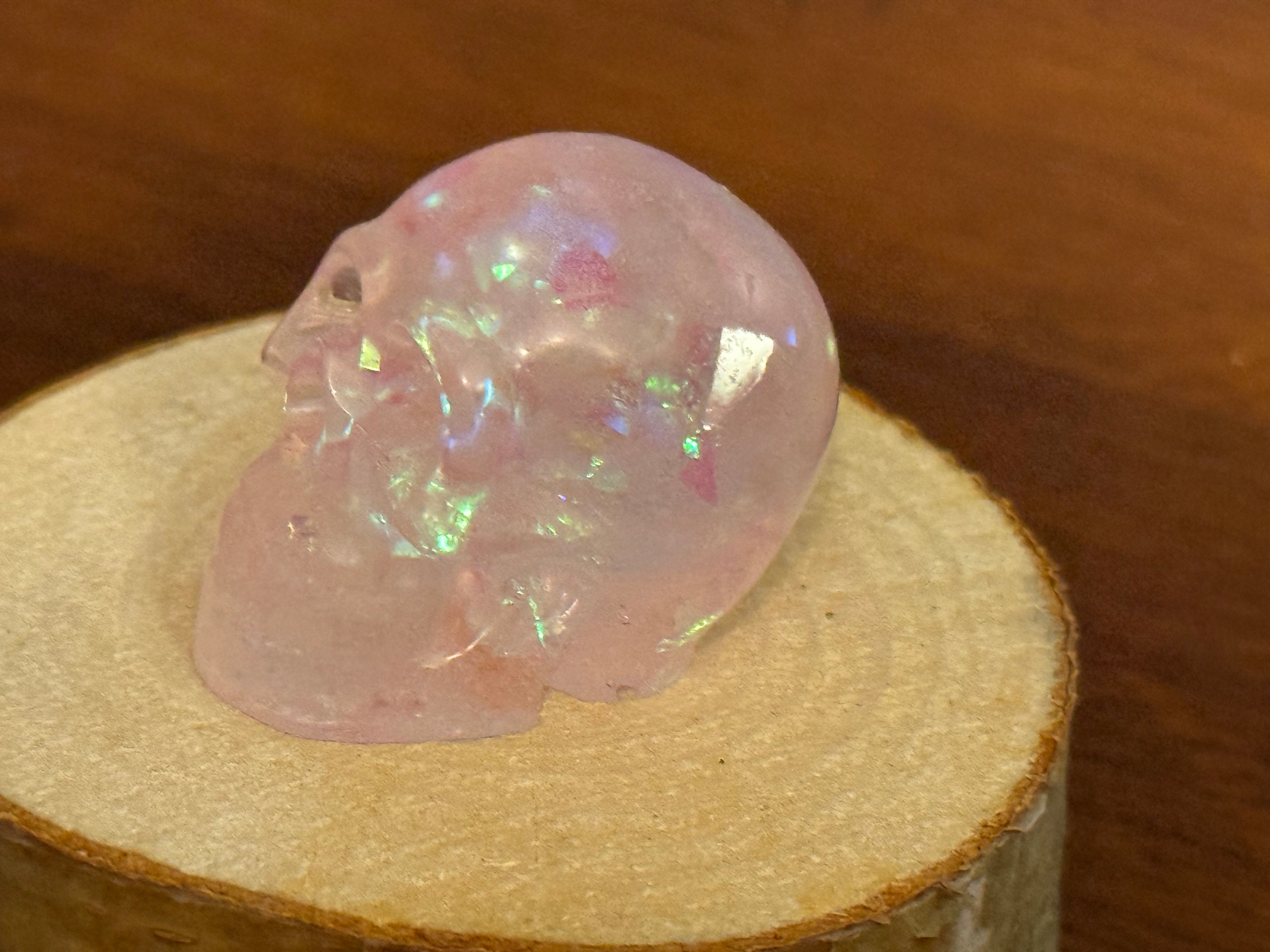 Fancy Iridescent Resin Mini Skull