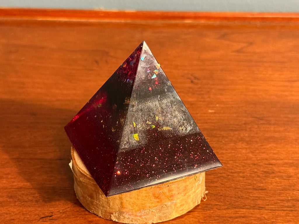 Dark Romance Resin Pyramid Decor