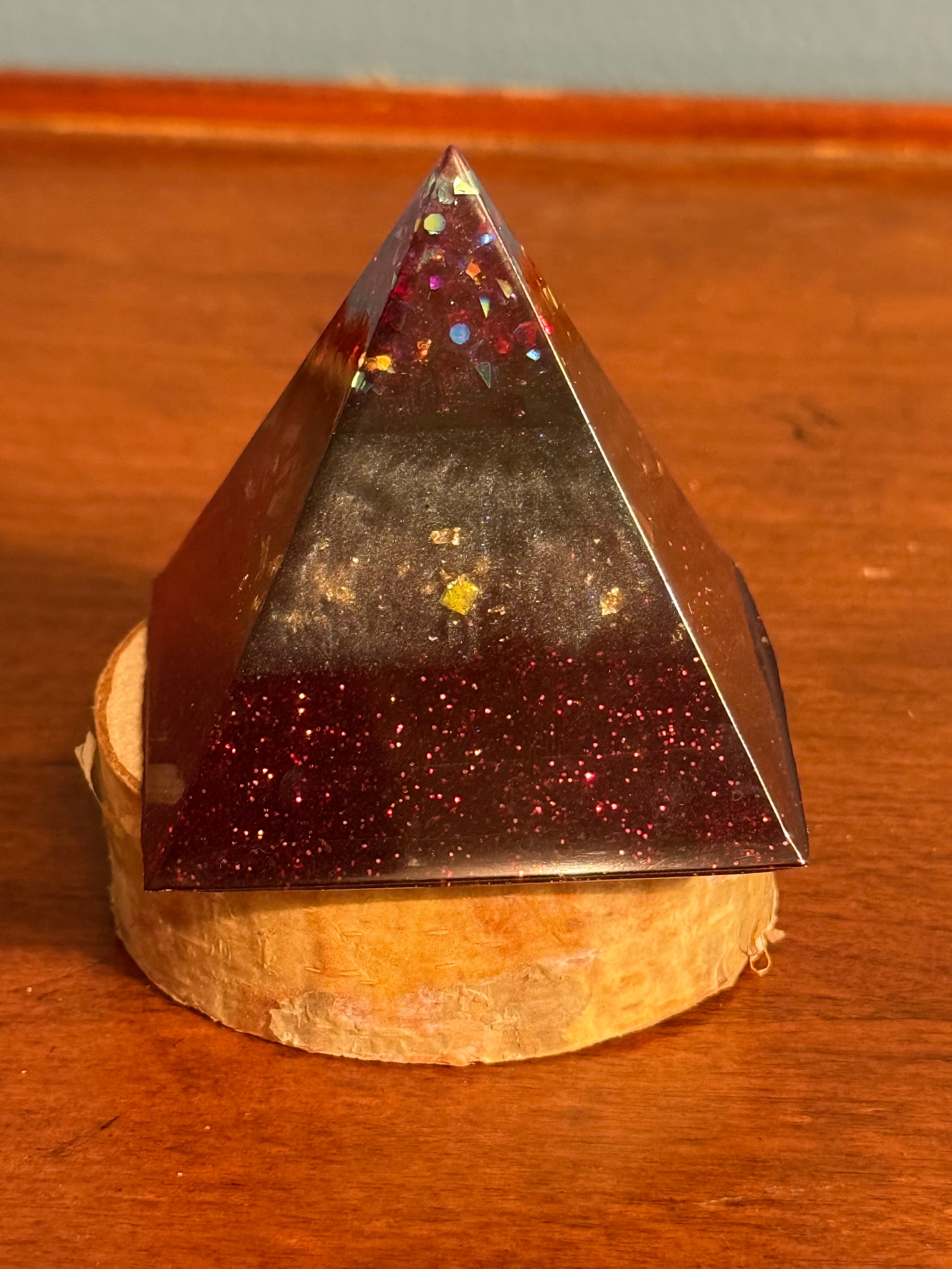 Dark Romance Resin Pyramid Decor