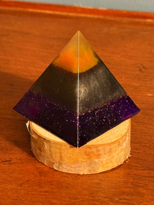 Blacklight Tri-layer Resin Pyramid Decor