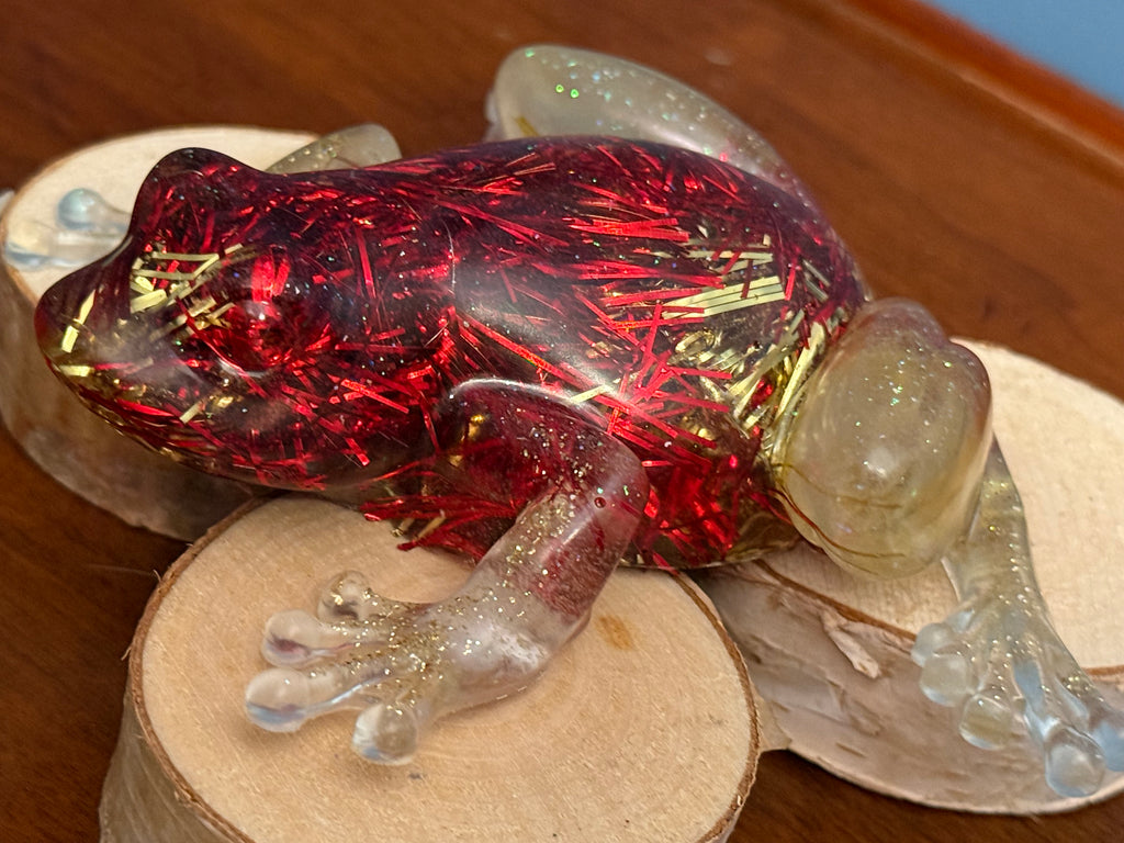 Red & Gold Tinsel Resin Frog