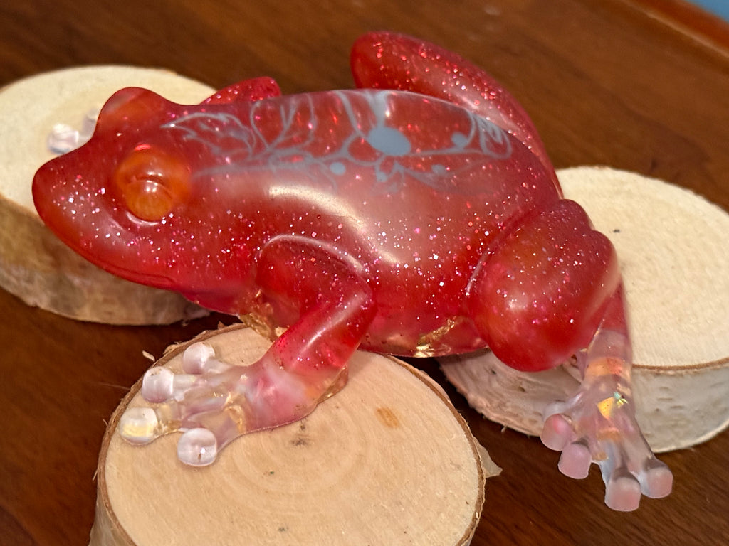 Red Rose Glitter Resin Frog