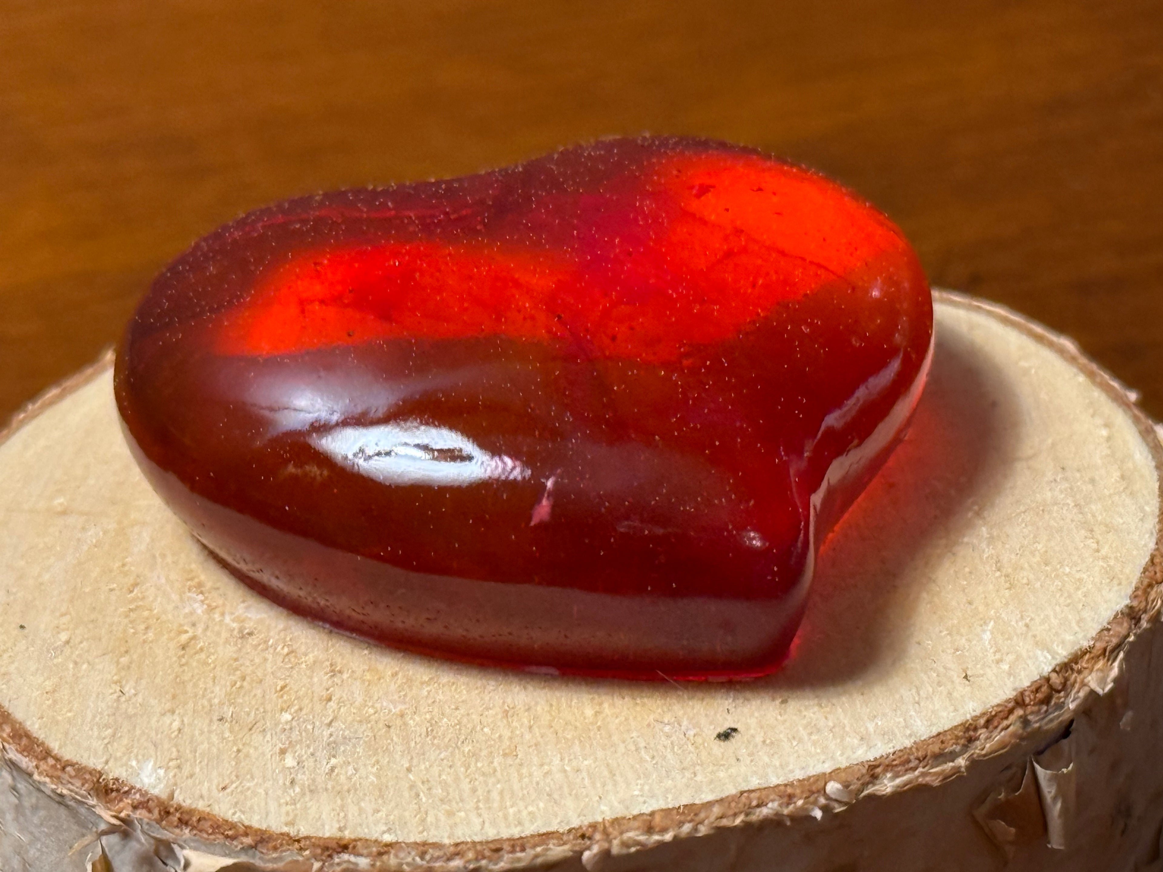 Shiny Red Swirl Pocket Hug Heart - Resin Keepsake